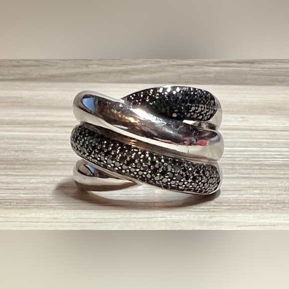 Designer Signed JS Sterling Silver Pavé Black Diamond Crossover Ring, Size 6 - Picture 2 of 10